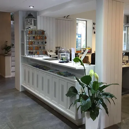 Raffaelli Angela Otel Forte dei Marmi