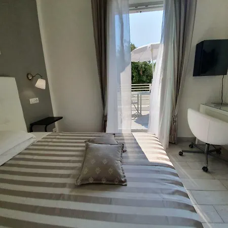 Raffaelli Angela Otel 3*